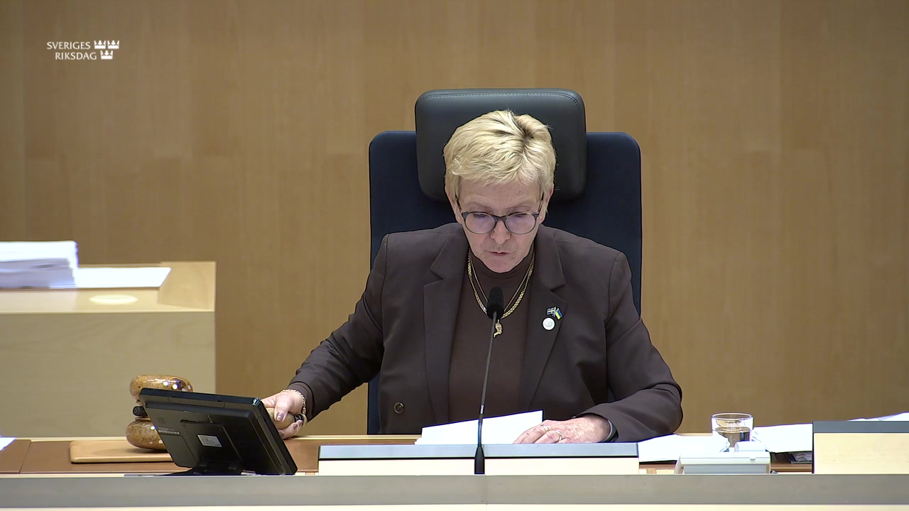 Stillbild från debatten i kammaren