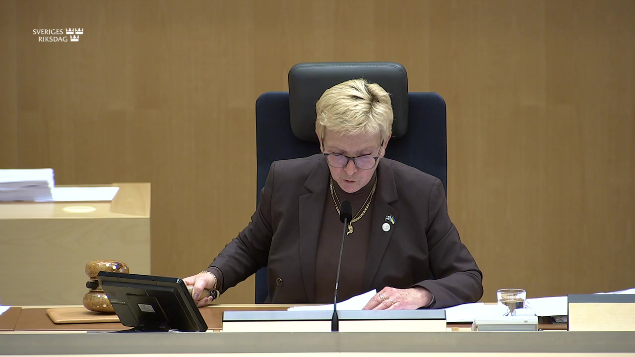 Stillbild från debatten i kammaren