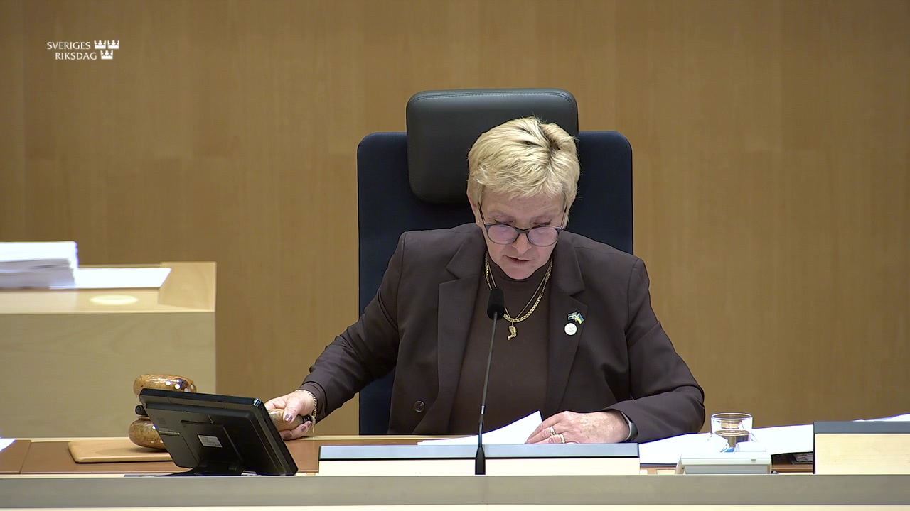 Stillbild från debatten i kammaren