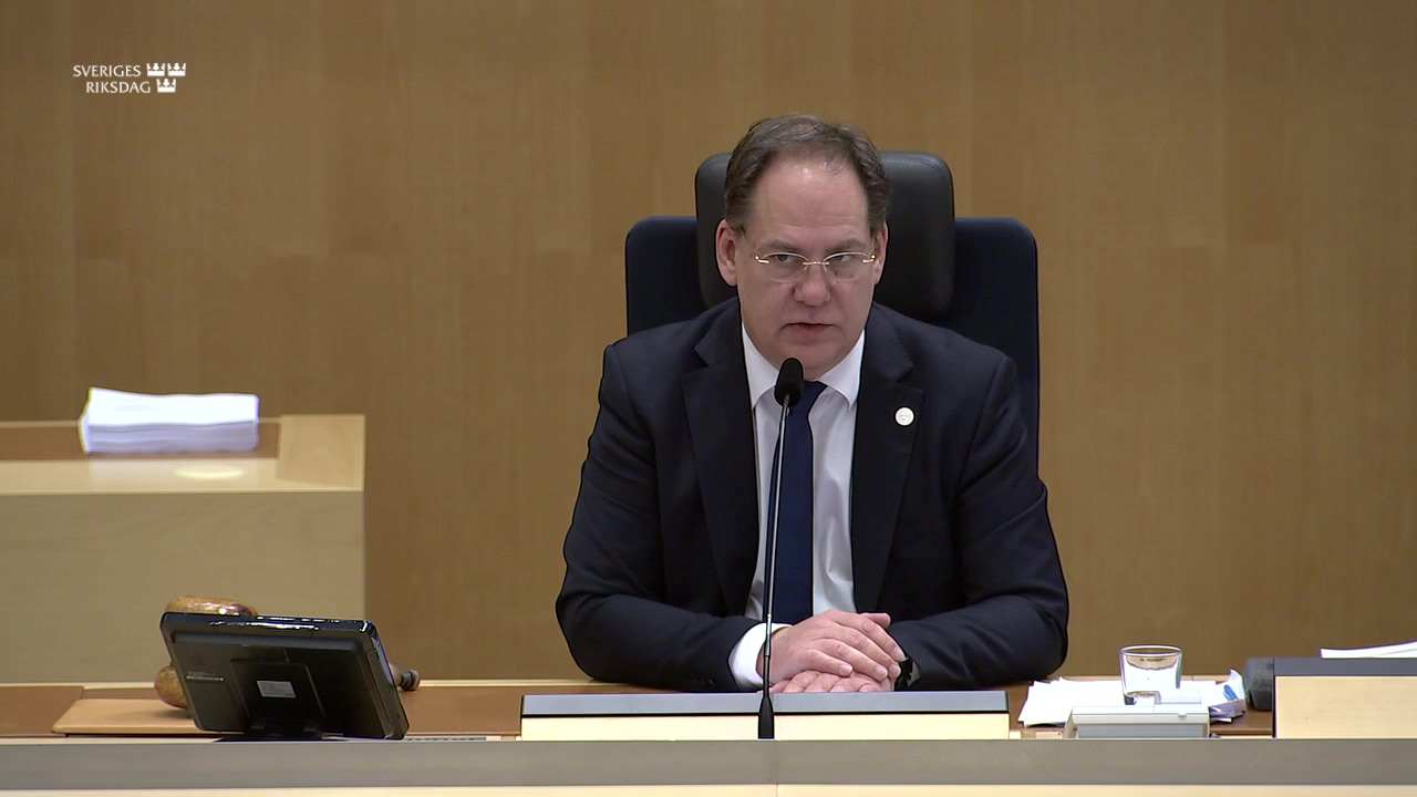 Stillbild från debatten i kammaren