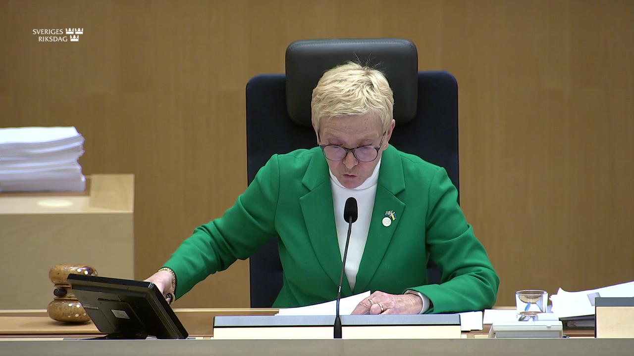 Stillbild från debatten i kammaren