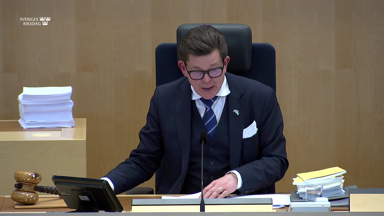 Stillbild från debatten i kammaren