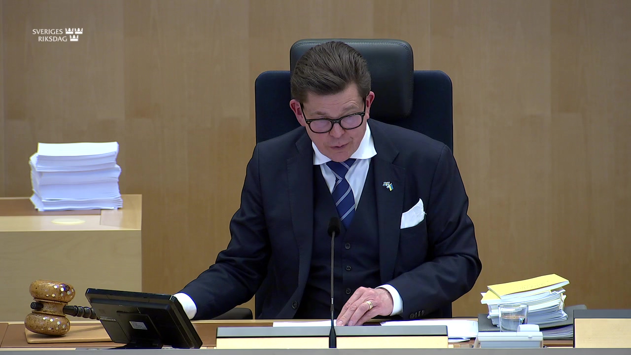 Stillbild från debatten i kammaren