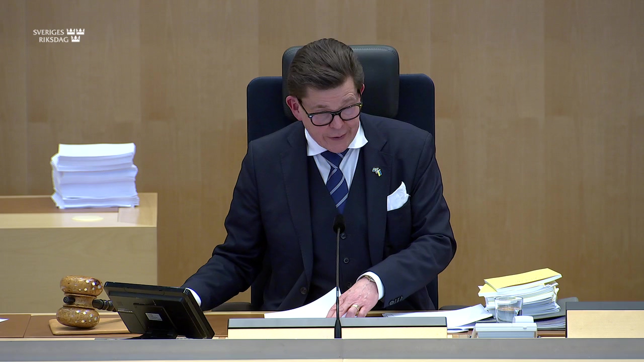 Stillbild från debatten i kammaren