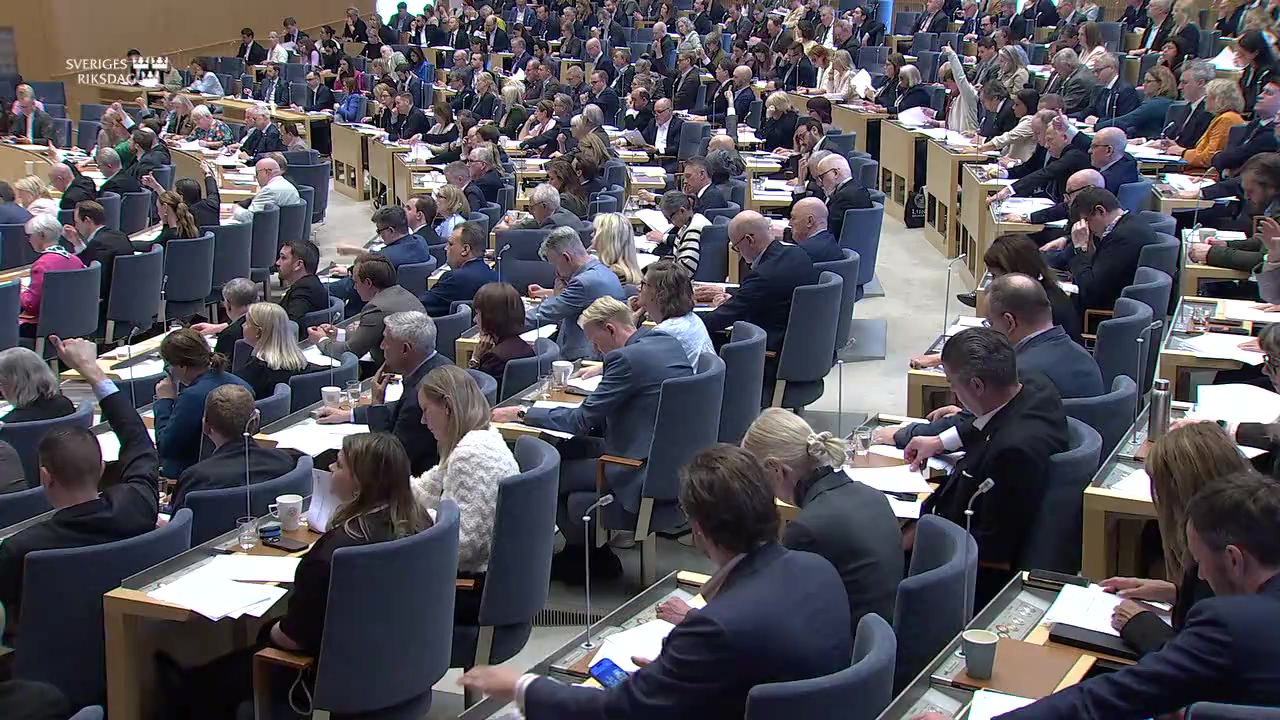 Stillbild från debatten i kammaren