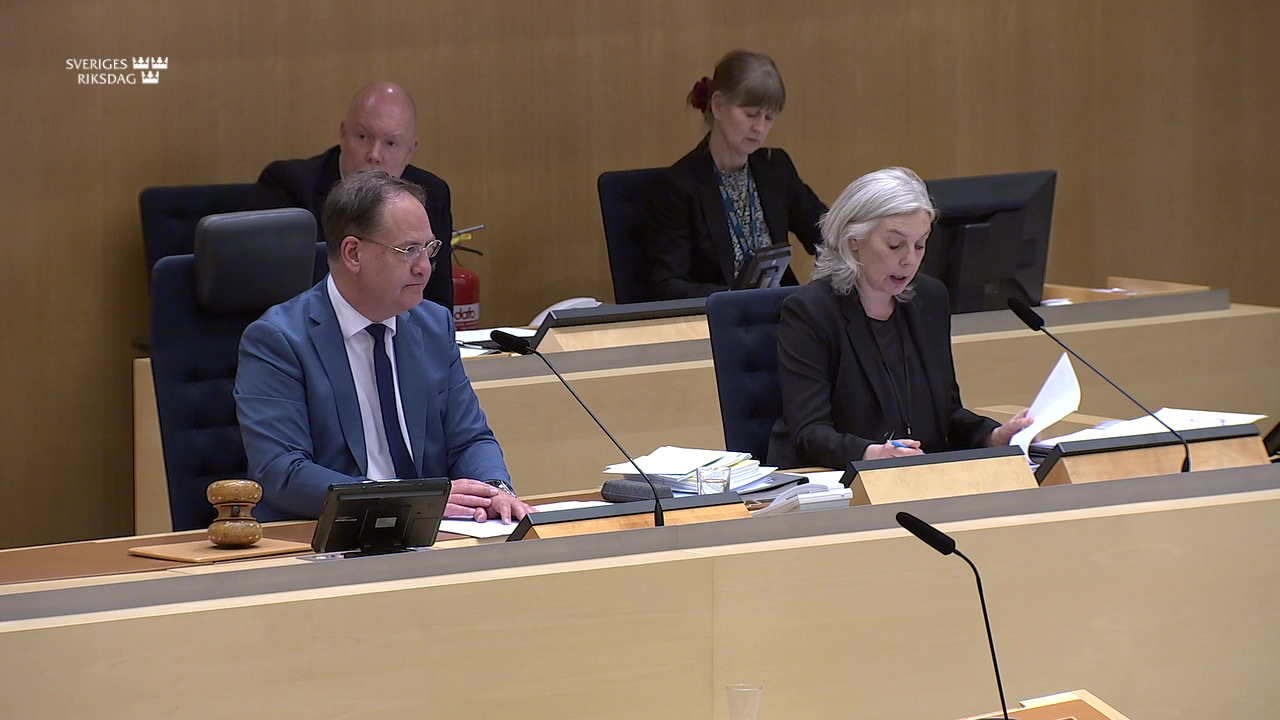 Stillbild från debatten i kammaren