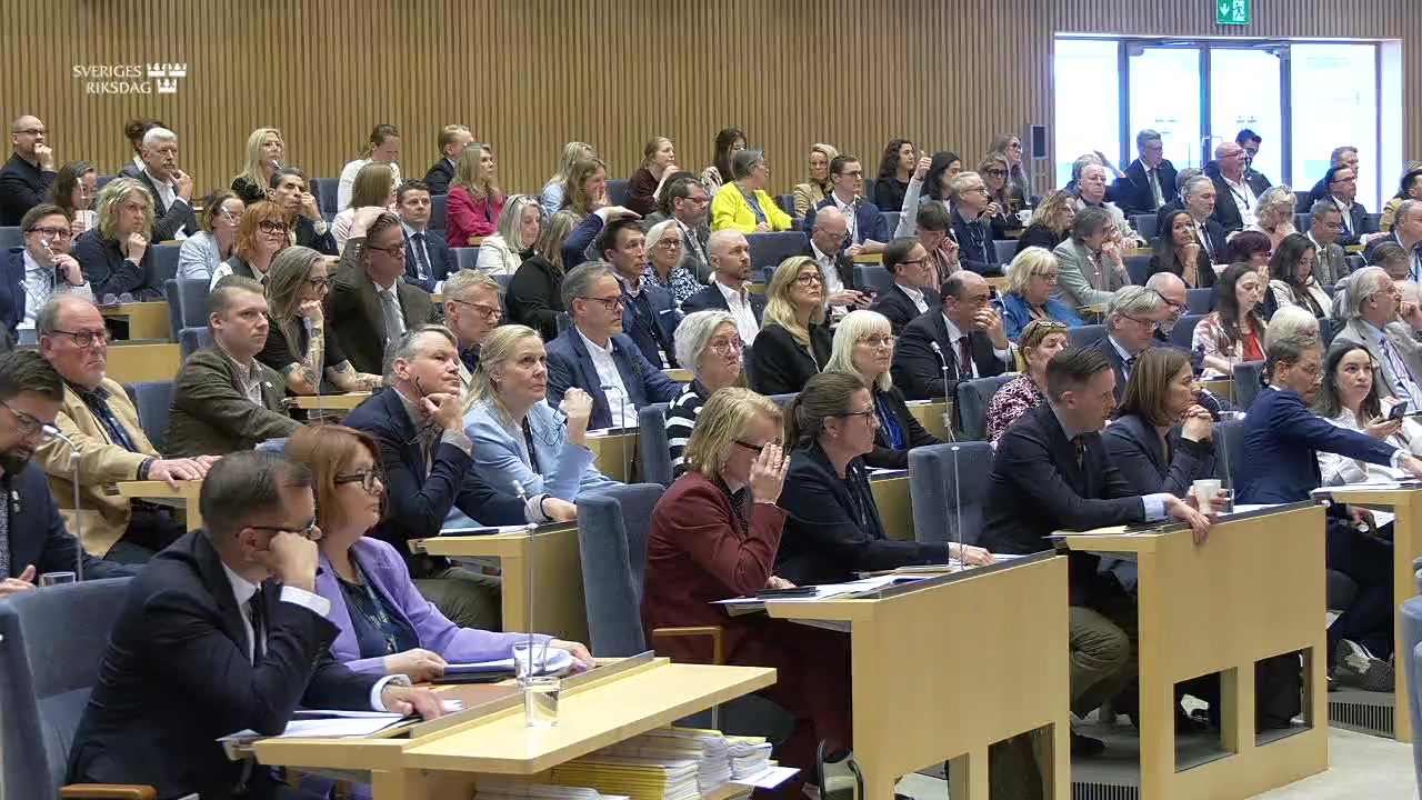 Stillbild från debatten i kammaren