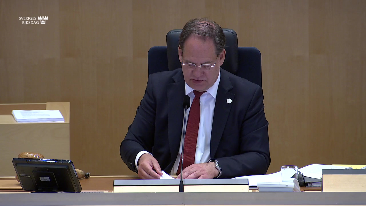 Stillbild från debatten i kammaren
