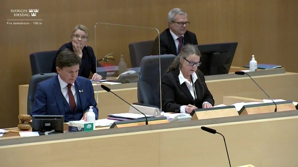 Stillbild från debatten i kammaren