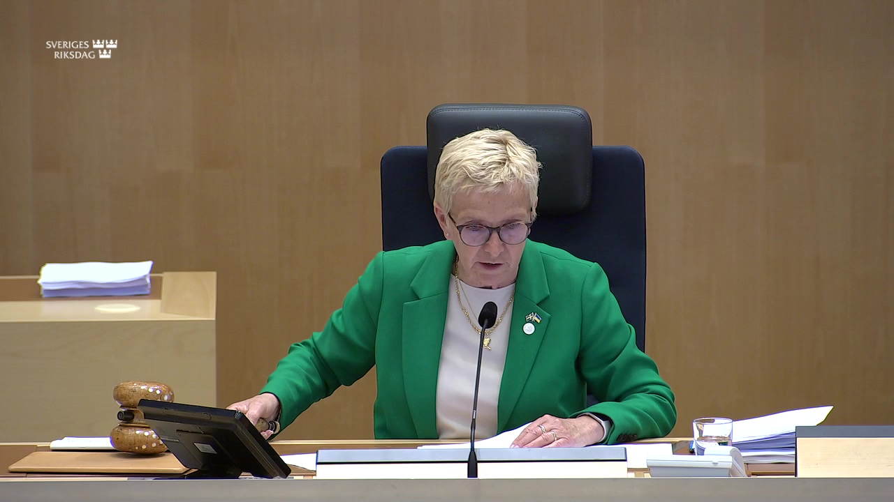Stillbild från debatten i kammaren