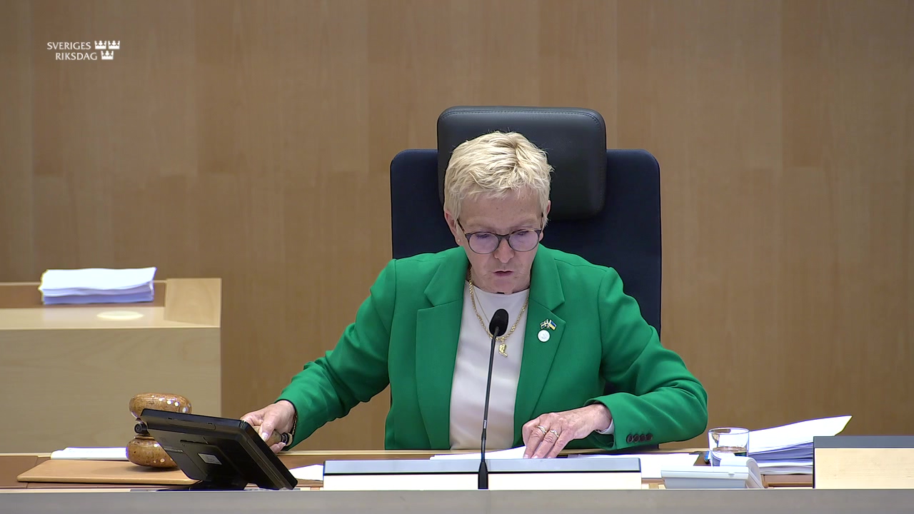 Stillbild från debatten i kammaren