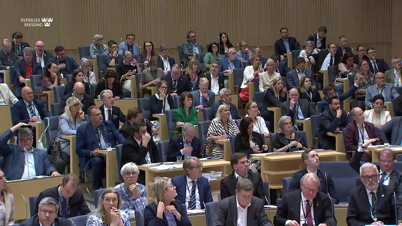 Stillbild från debatten i kammaren