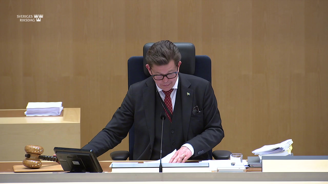 Stillbild från debatten i kammaren