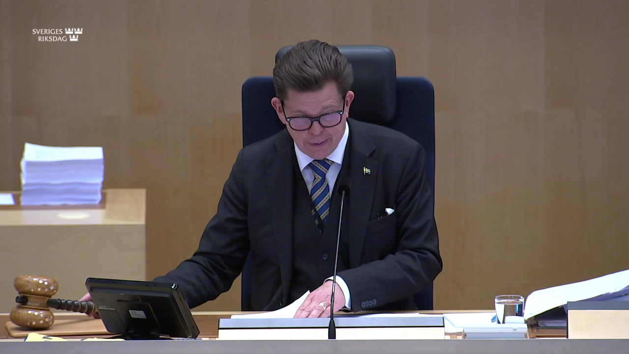 Stillbild från debatten i kammaren