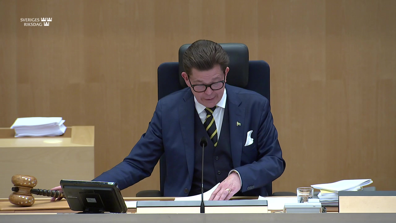Stillbild från debatten i kammaren